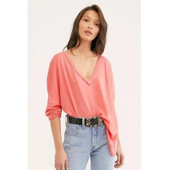 Free People On My Mind Long Sleeve Slouchy V-neck Top/Tee Coral Pink Size  Large - Picture 1 of 10